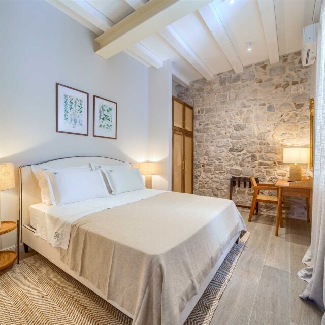 Bay Laurel Retreat 101